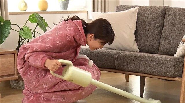 ガウンのように着られる 電気マルチブランケット